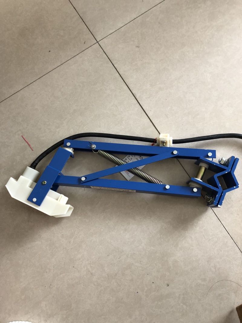 無錫100A藍架集電器